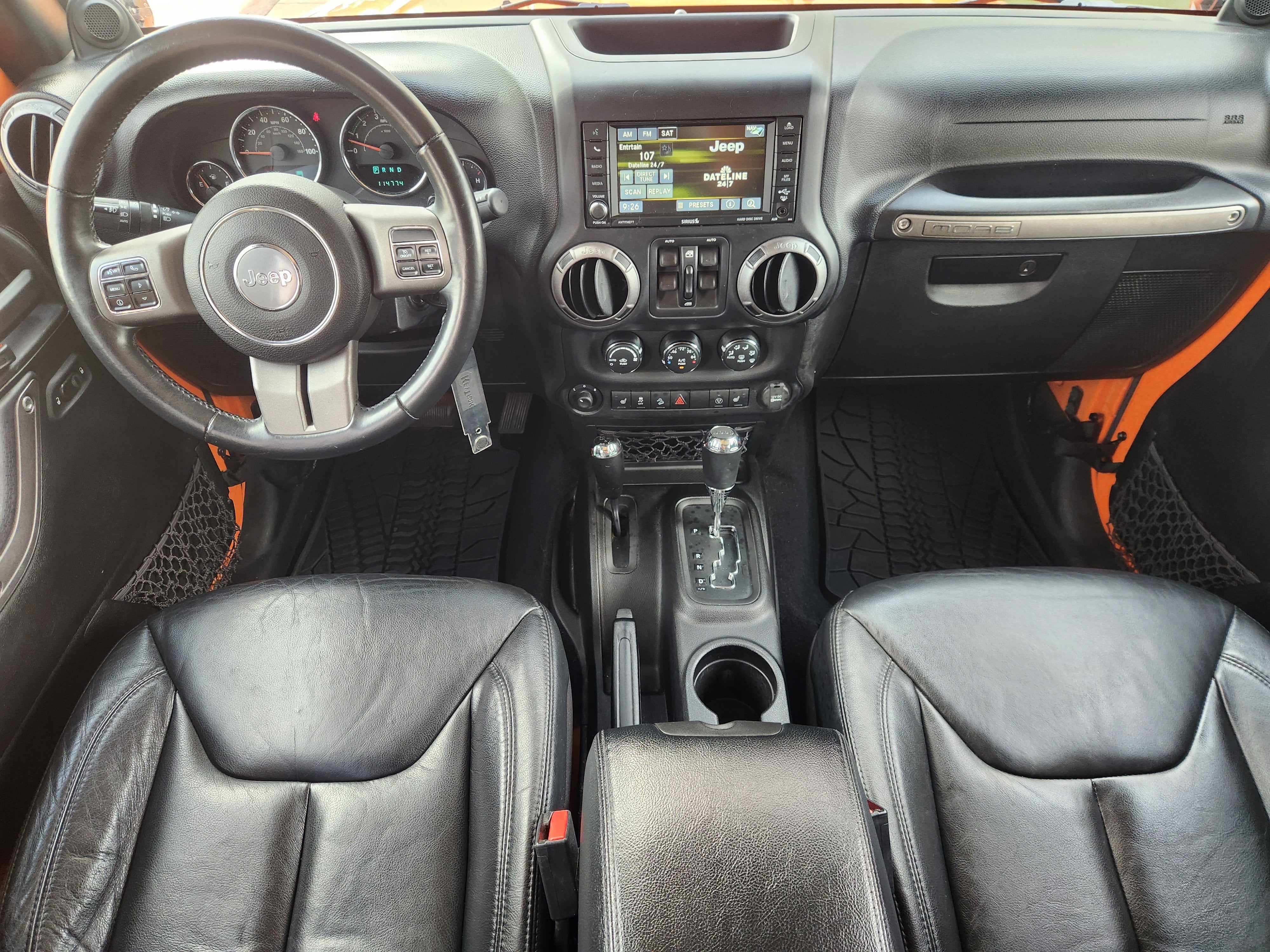 2013 Jeep Wrangler Unlimited Sahara LIFTED