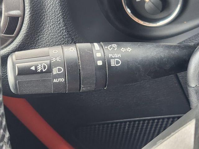 2013 Jeep Wrangler Unlimited Sahara LIFTED