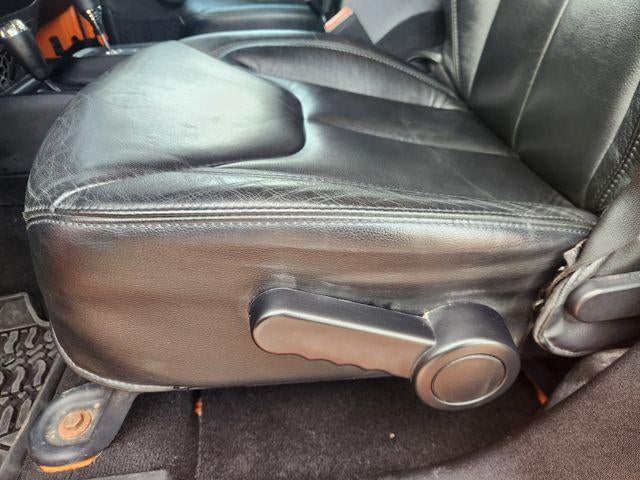 2013 Jeep Wrangler Unlimited Sahara LIFTED