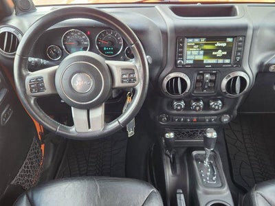 2013 Jeep Wrangler Unlimited Sahara LIFTED