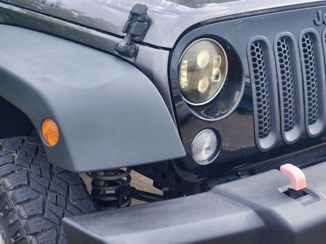 2016 Jeep Wrangler Willys Wheeler - Photo 6