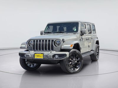 2022 Jeep WRANGLER SAHARA