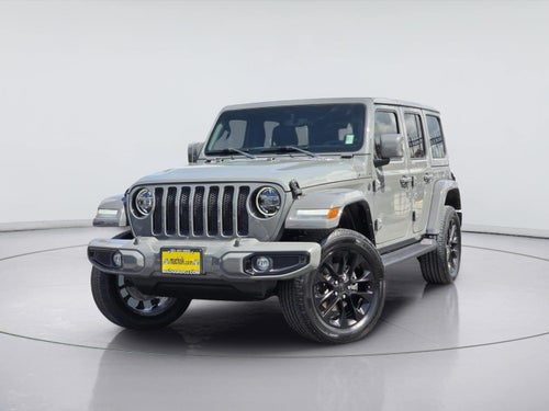 2022 Jeep WRANGLER SAHARA