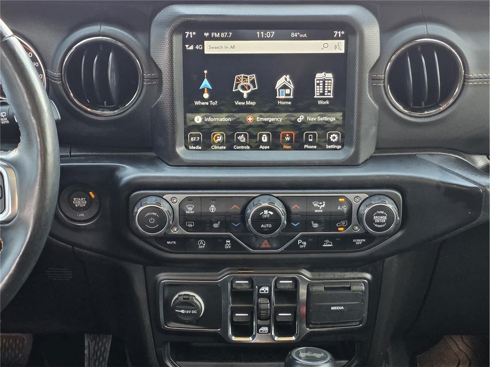 2022 Jeep WRANGLER SAHARA