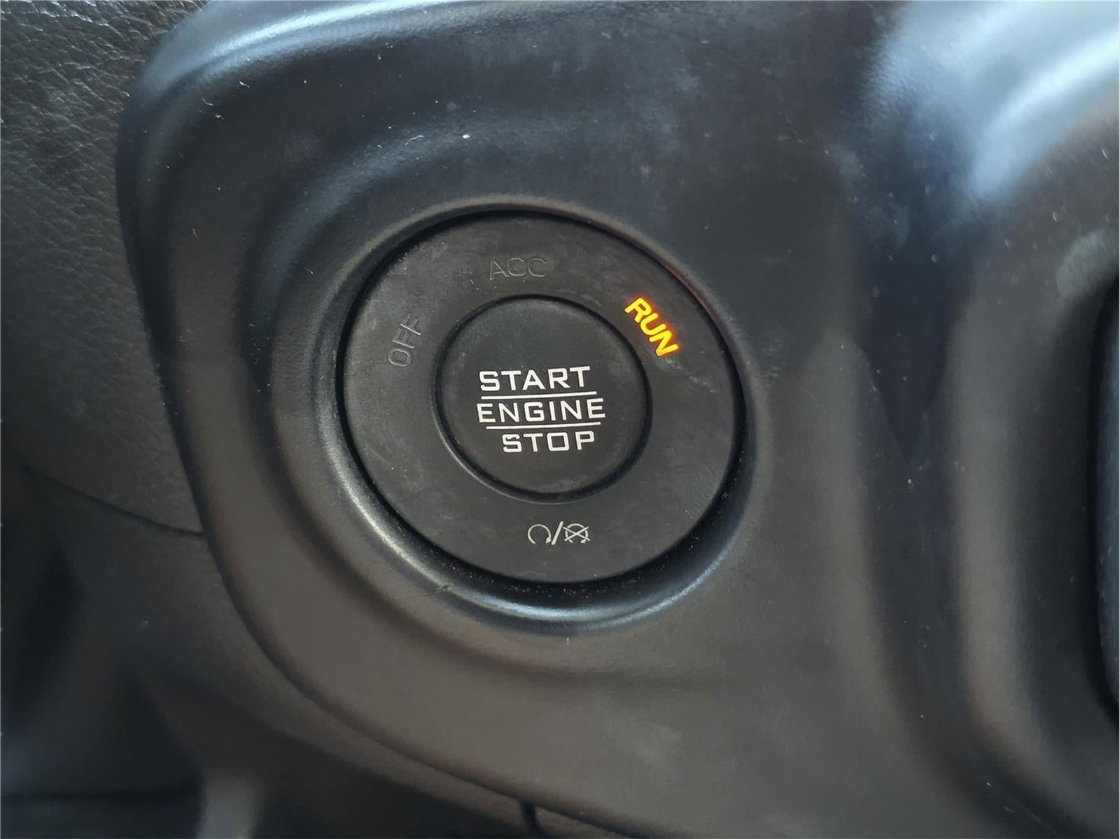 2022 Jeep WRANGLER SAHARA