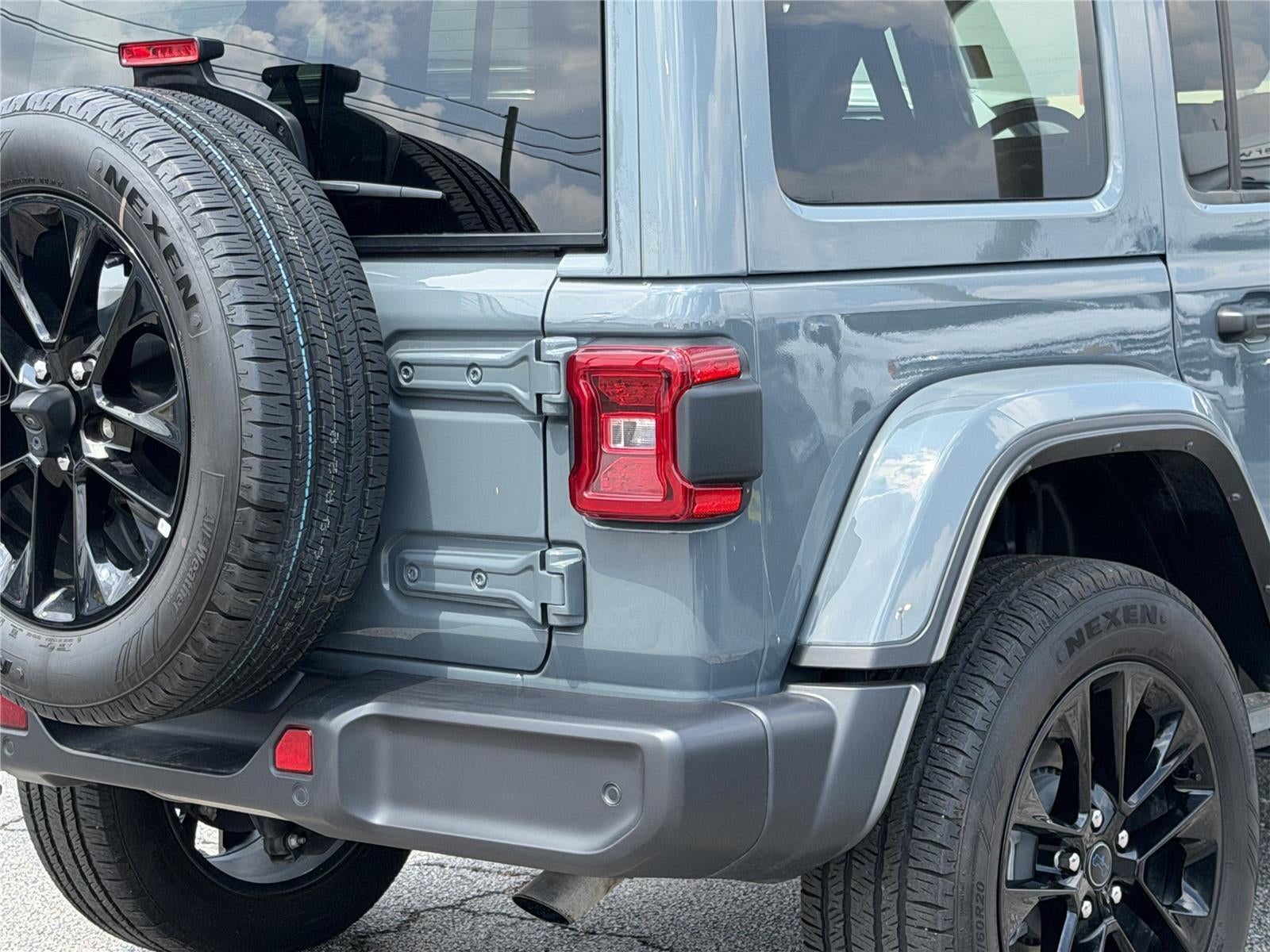 2025 Jeep Wrangler 4xe Sahara