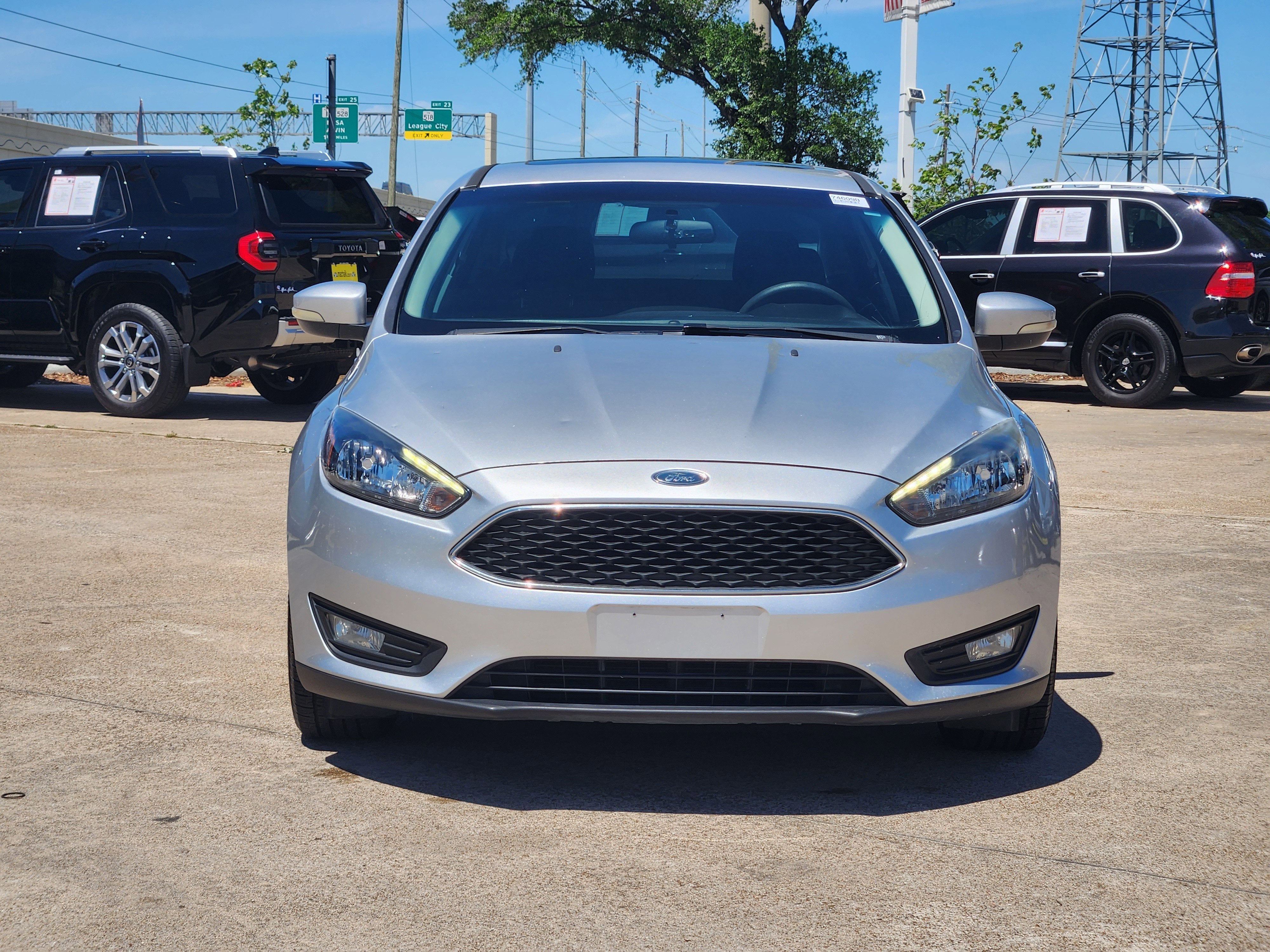 Used 2018 Ford Focus SEL with VIN 1FADP3H26JL321423 for sale in League City, TX