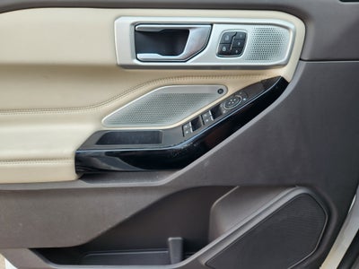 2022 Ford Explorer Platinum