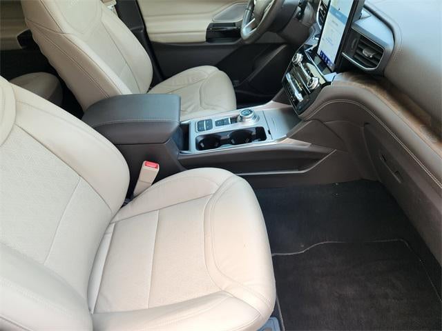 2022 Ford Explorer Platinum