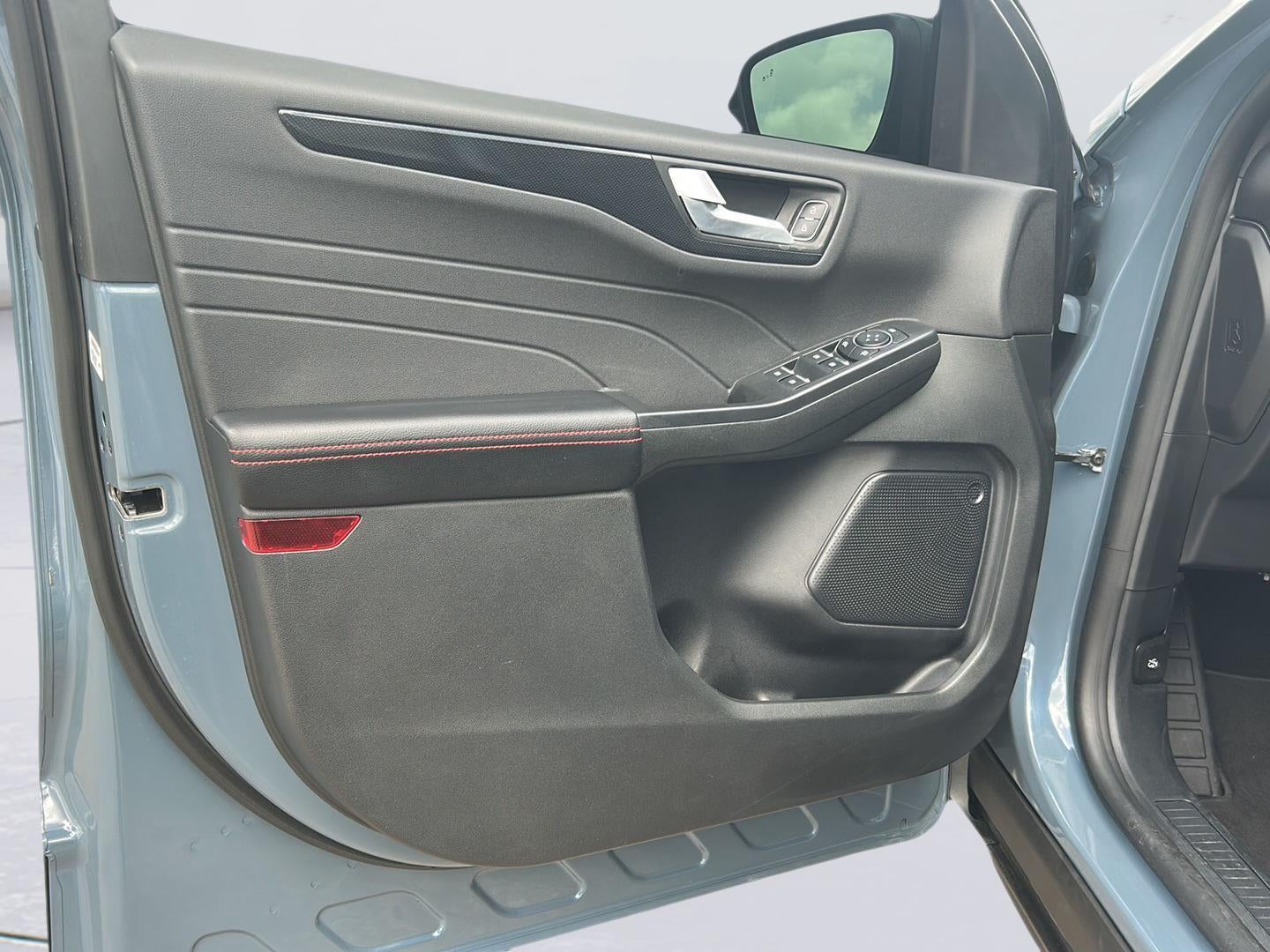 2025 Ford ESCAPE STLINE