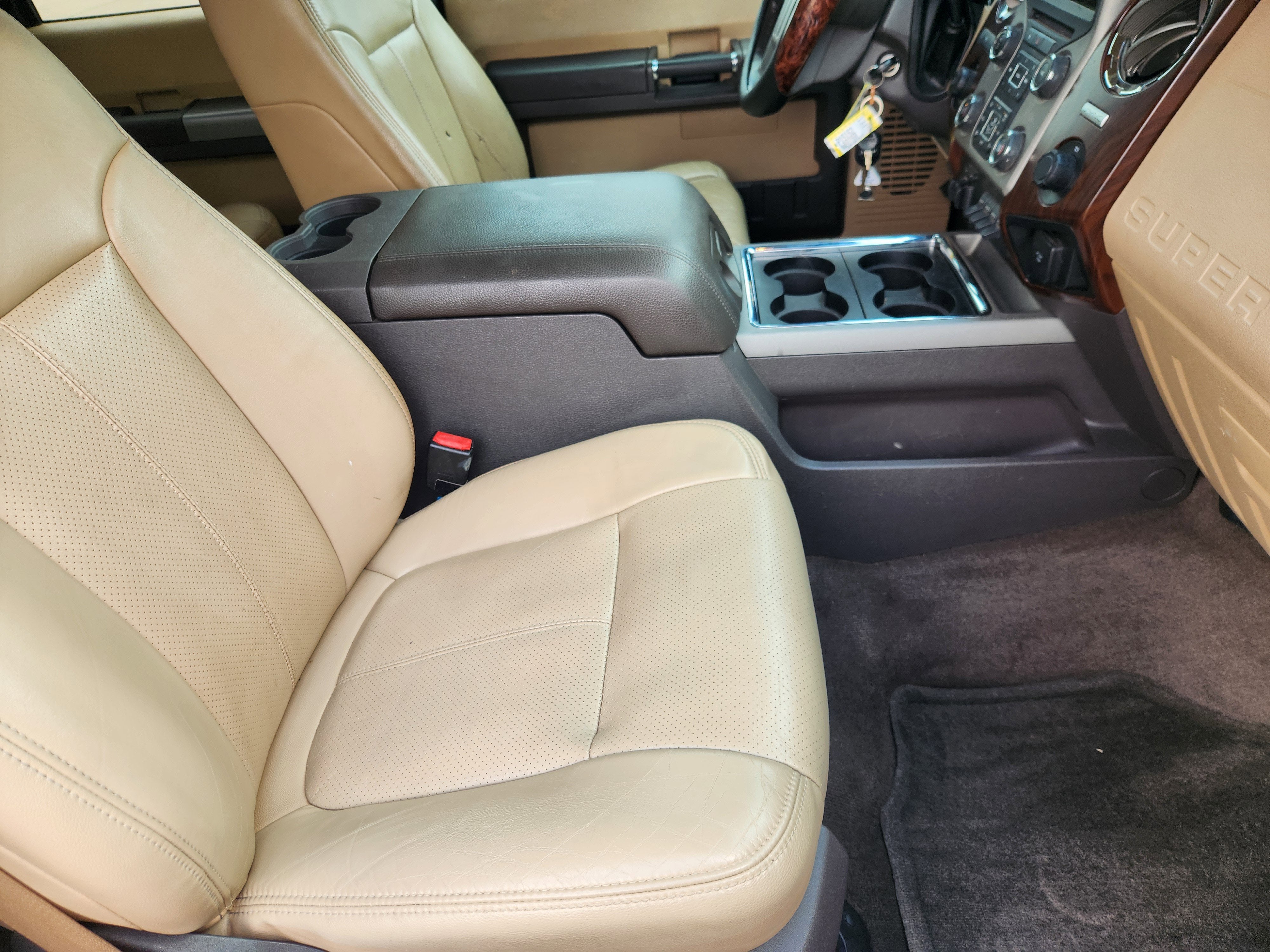 2016 Ford F-250SD Lariat