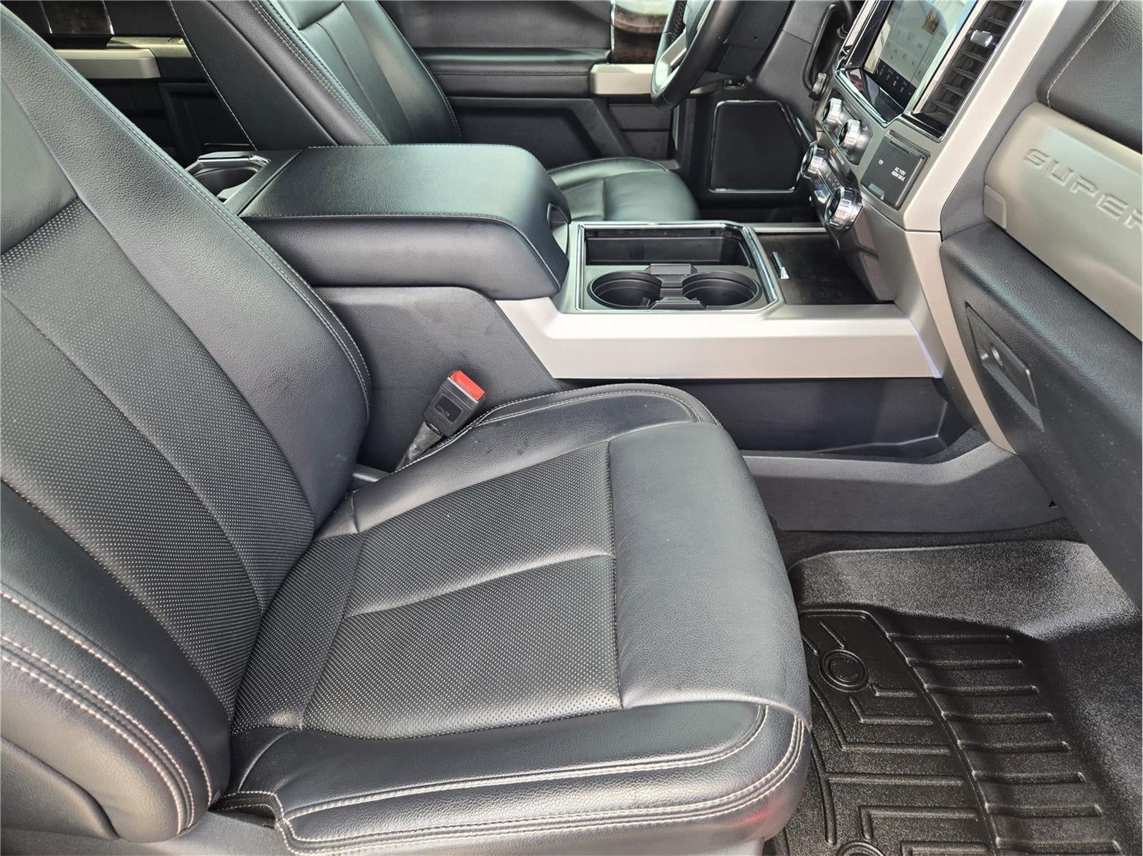 2022 Ford Super Duty F-250 Lariat