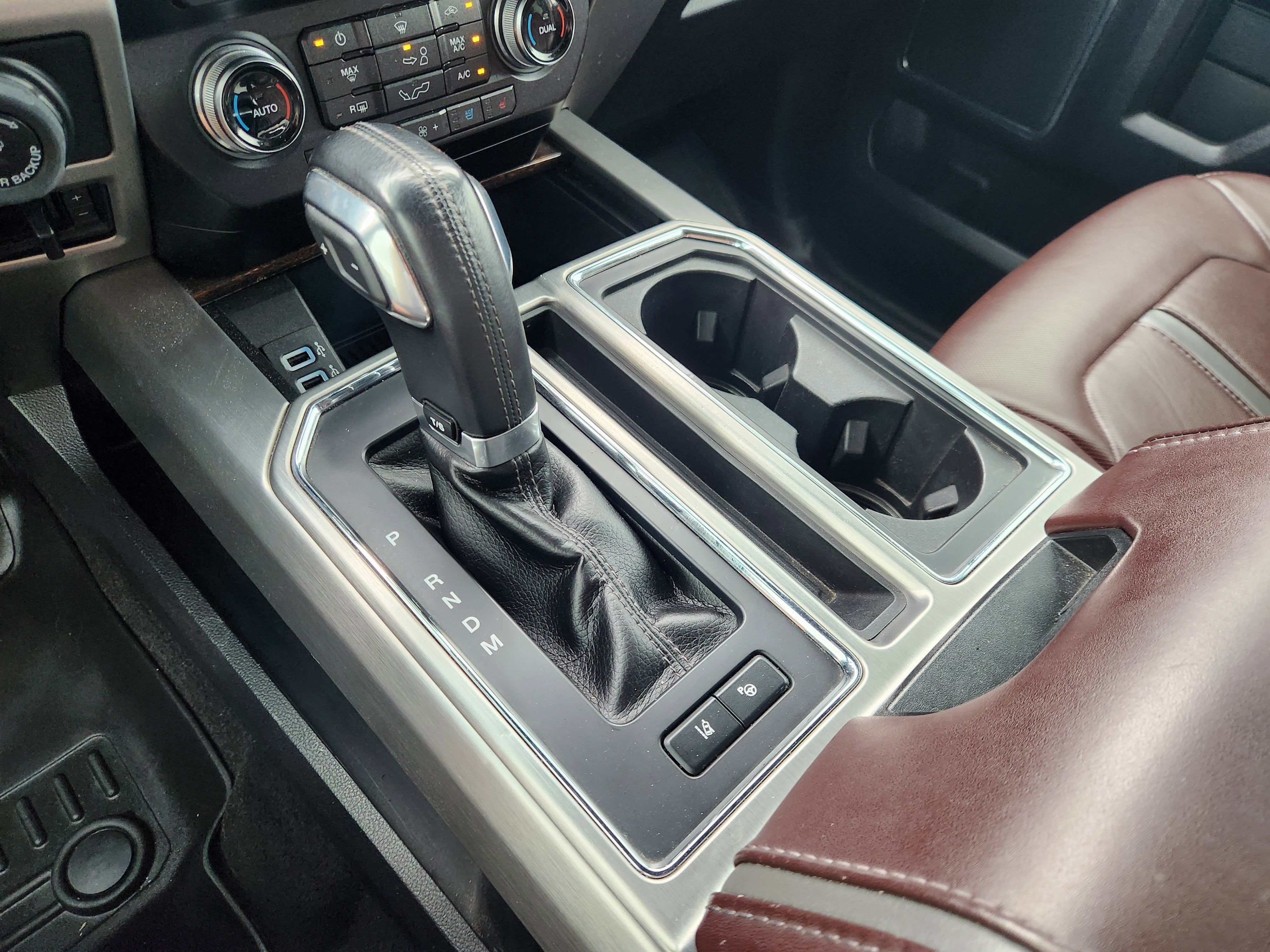 2017 Ford F-150 Platinum