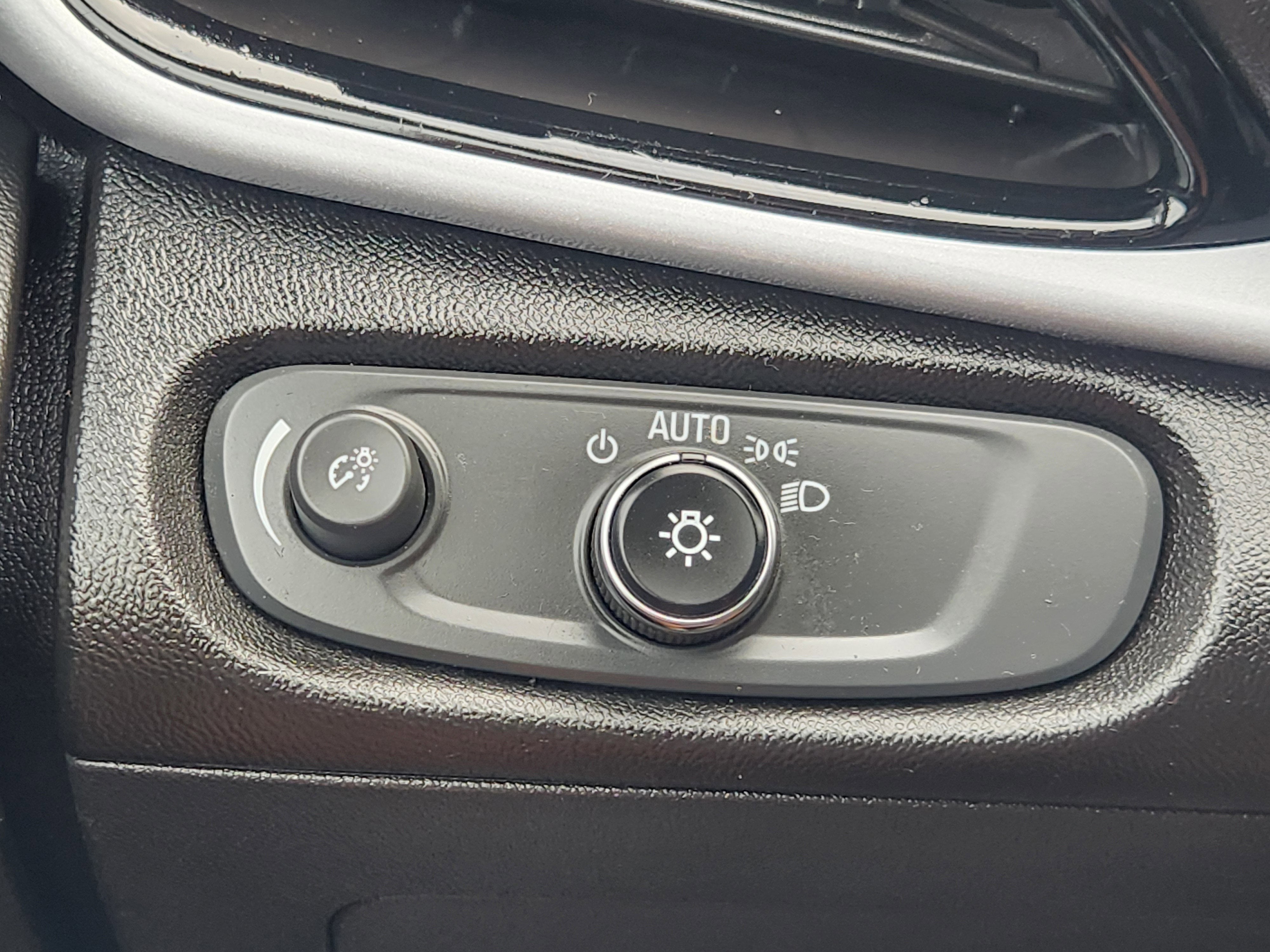 2018 Chevrolet Volt LT