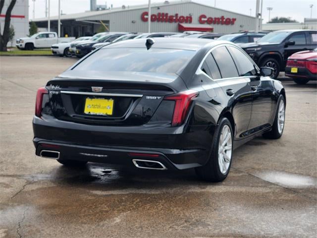 2022 Cadillac CT5 Luxury