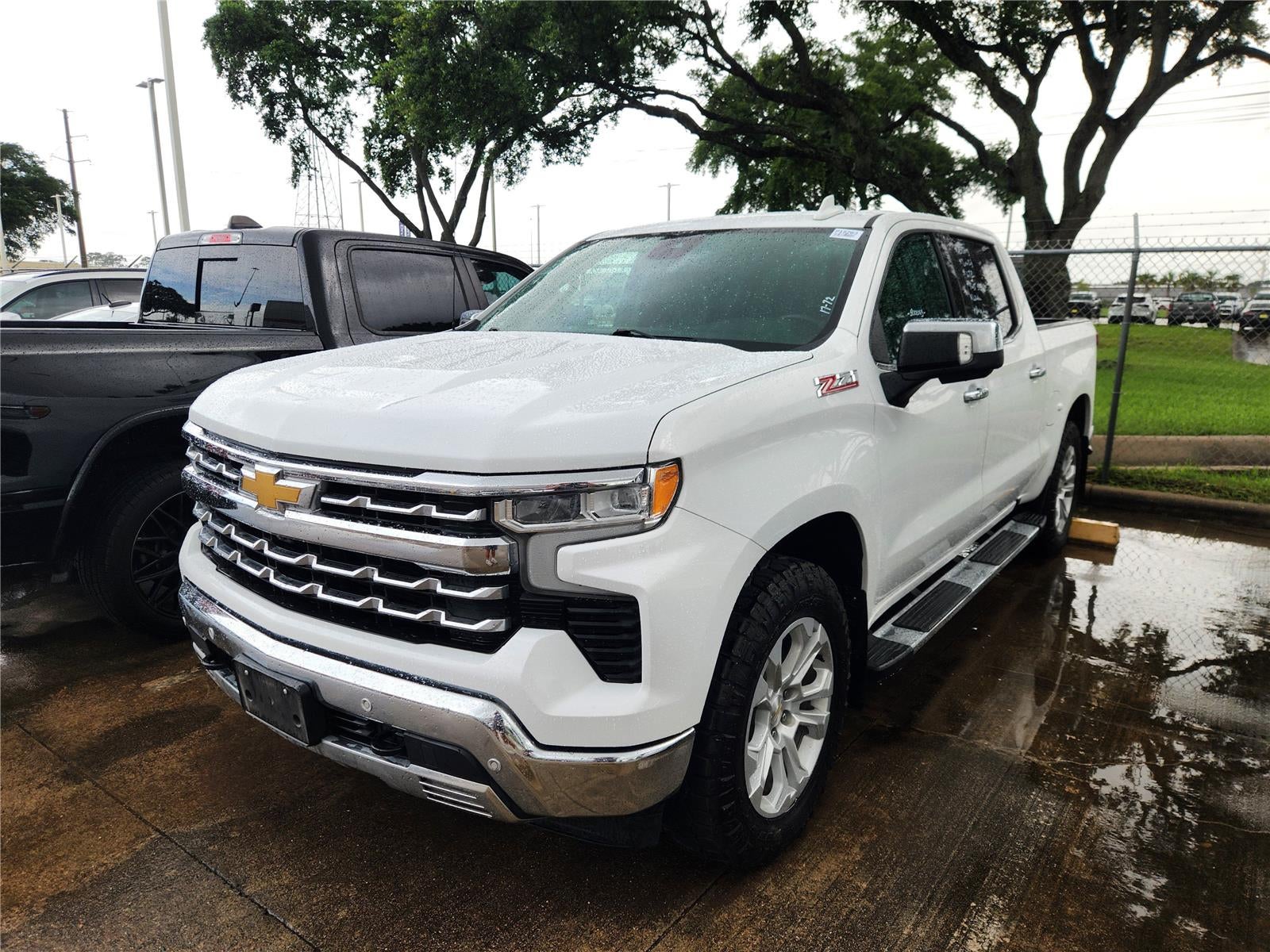 2023 Chevrolet SILVERADO 1500 Base