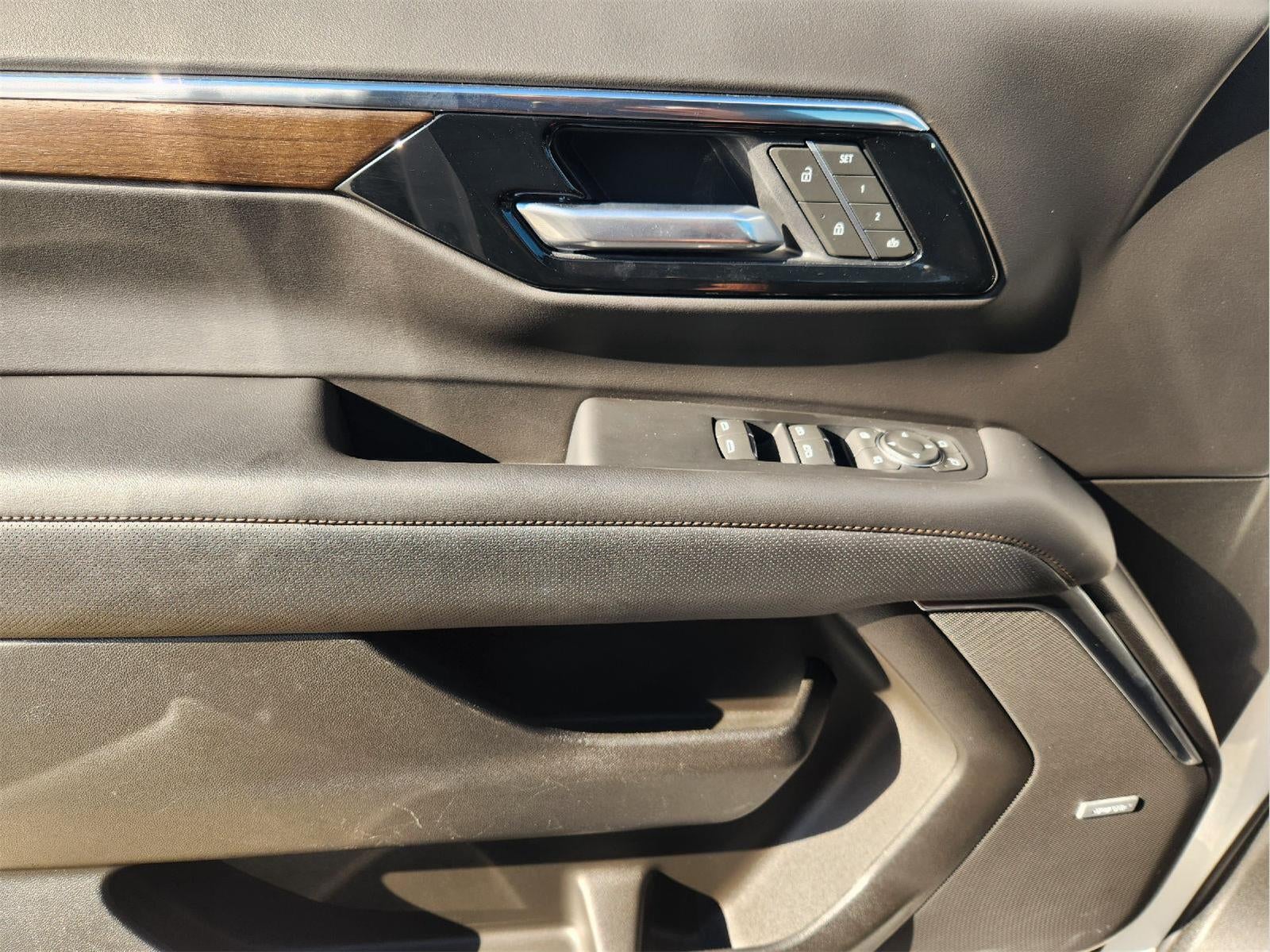 2025 Chevrolet Suburban High Country