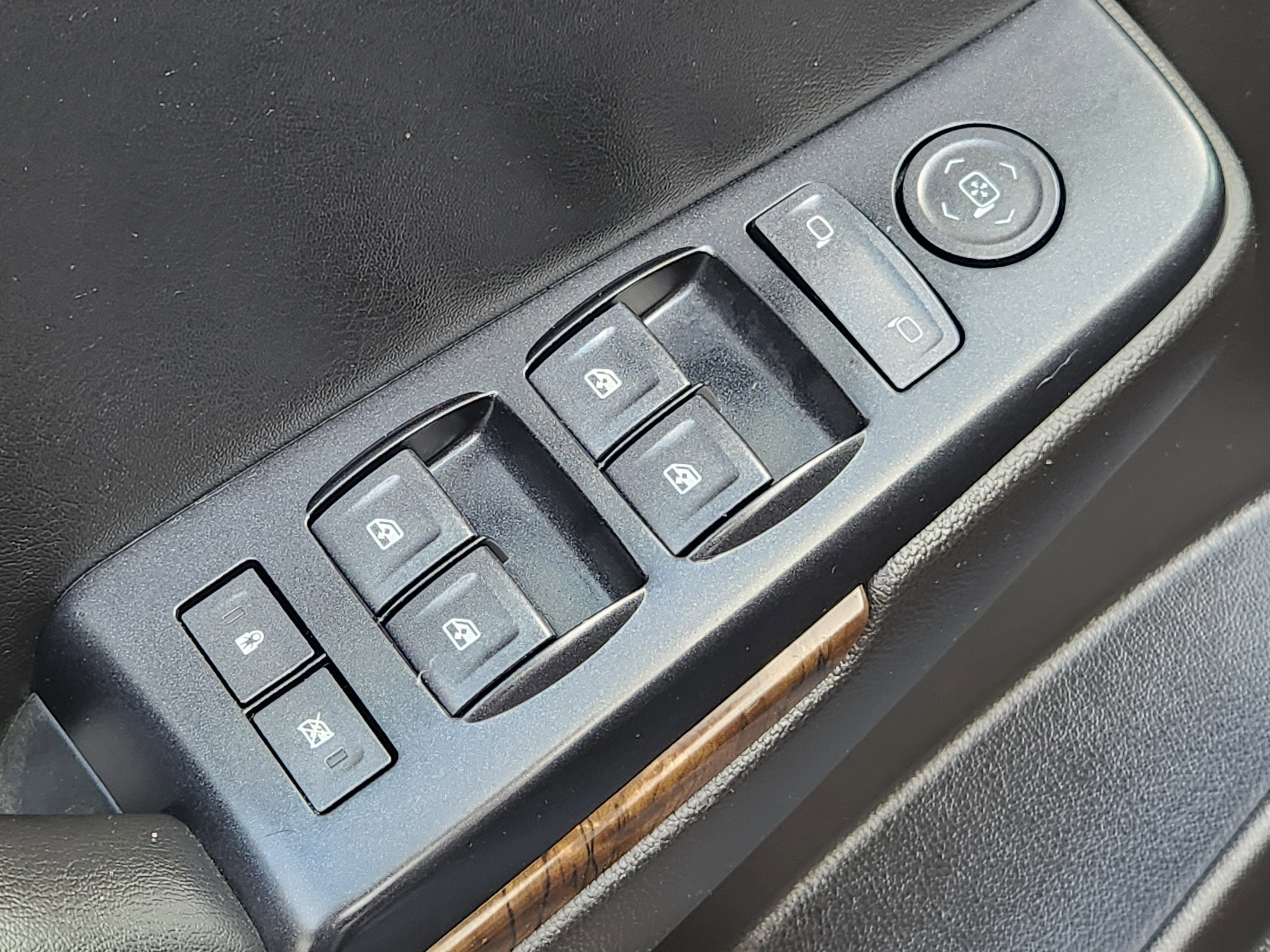 2015 Chevrolet Tahoe LS