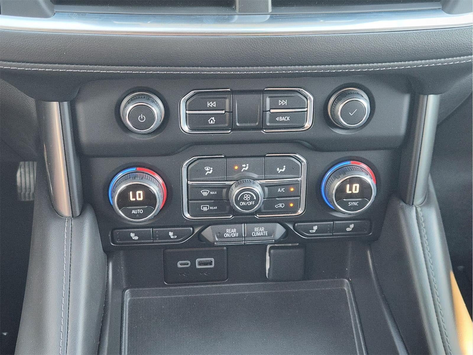 2024 Chevrolet Tahoe Z71 - Photo 18