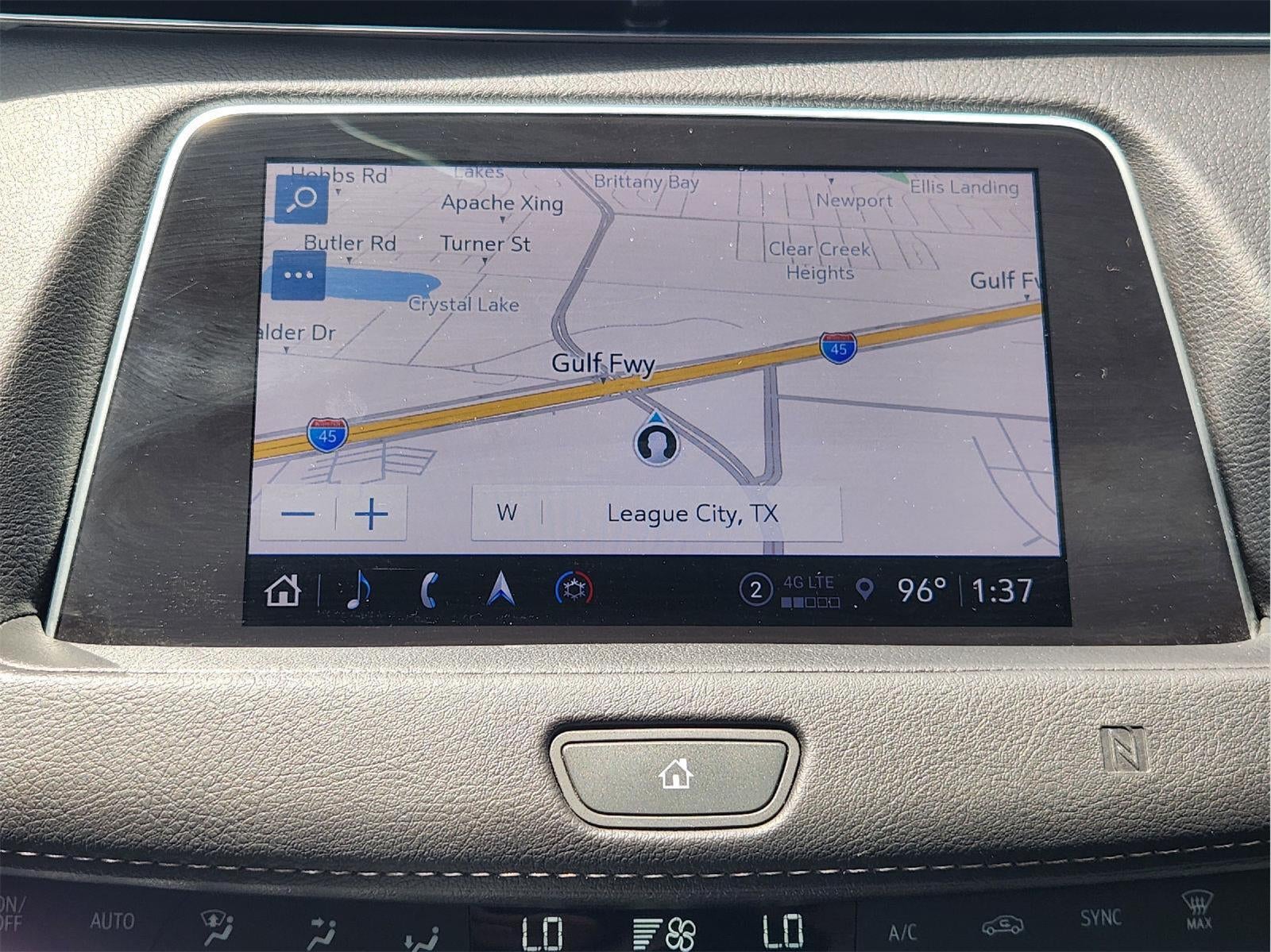2021 Cadillac XT4 FWD Premium Luxury