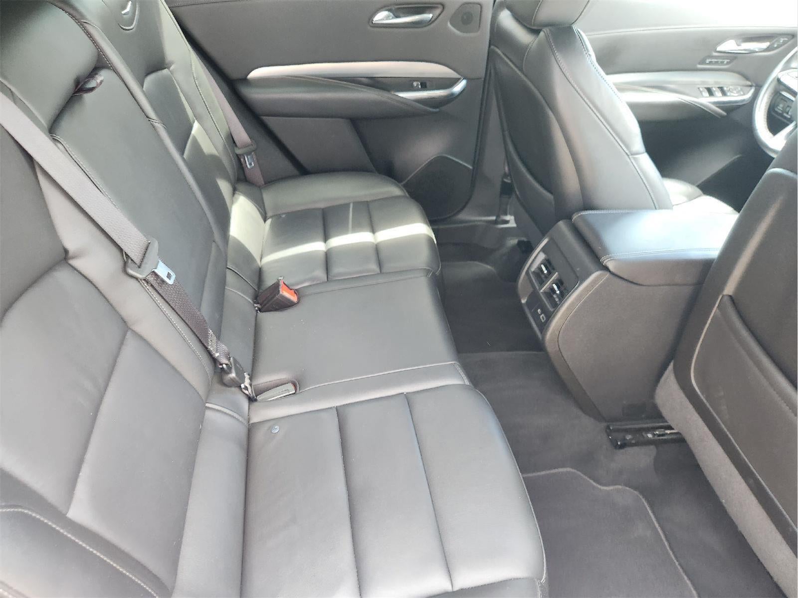 2021 Cadillac XT4 FWD Premium Luxury