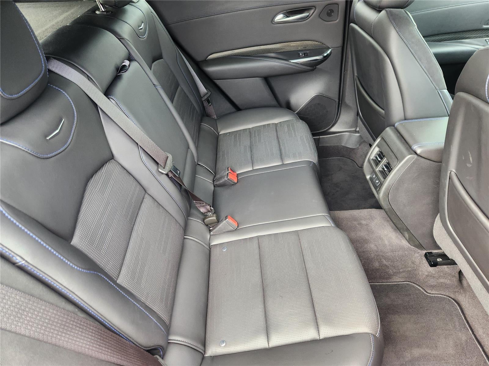 2024 Cadillac XT4 SPORT