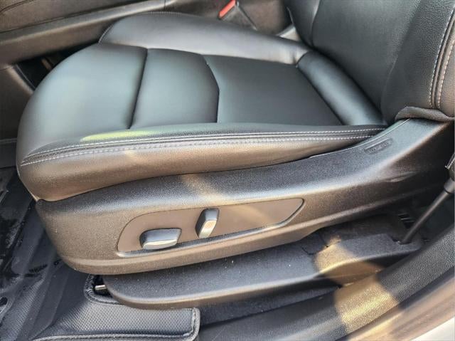 2023 Cadillac XT6 FWD Luxury