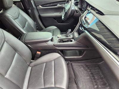 2022 Cadillac XT6 Premium Luxury