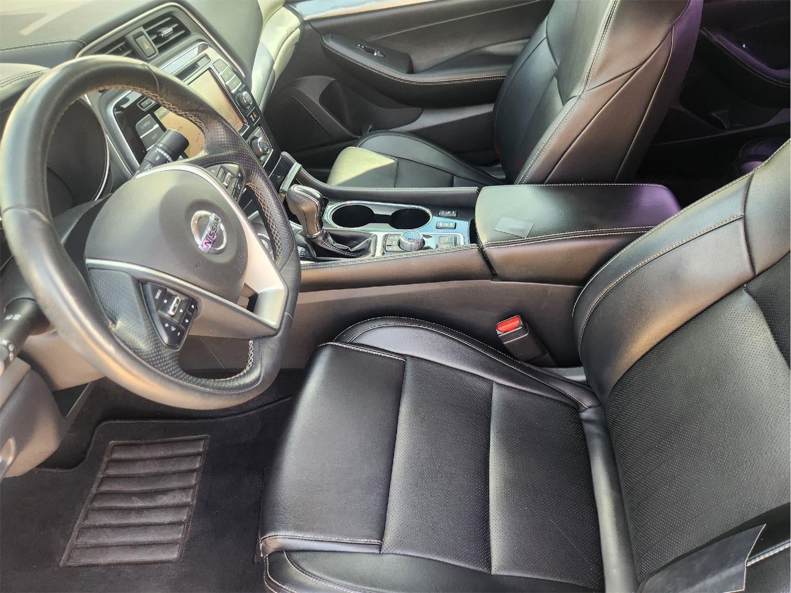 2022 Nissan Maxima SV