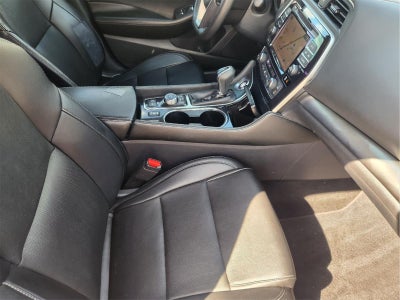 2022 Nissan Maxima SV