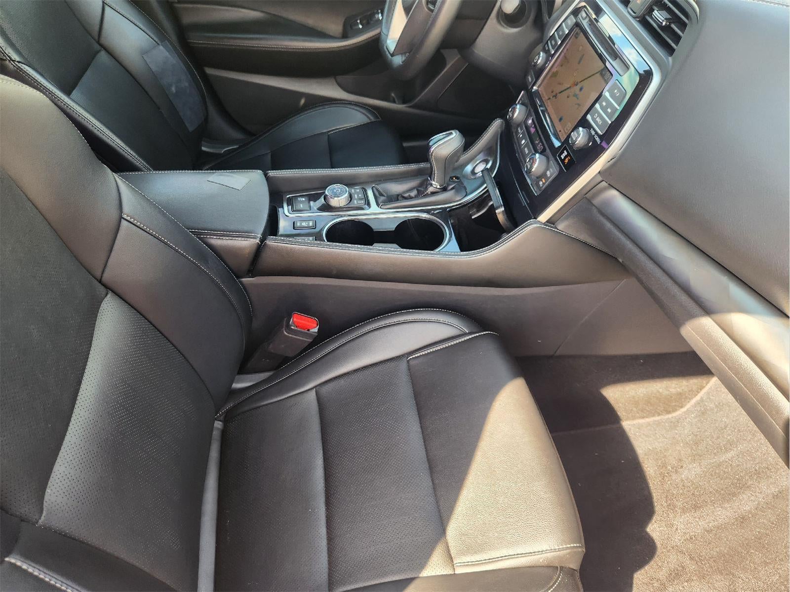 2022 Nissan Maxima SV