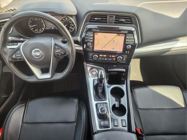 2022 Nissan Maxima SV