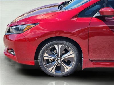 2022 Nissan LEAF SV