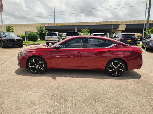 2024 Nissan ALTIMA Base