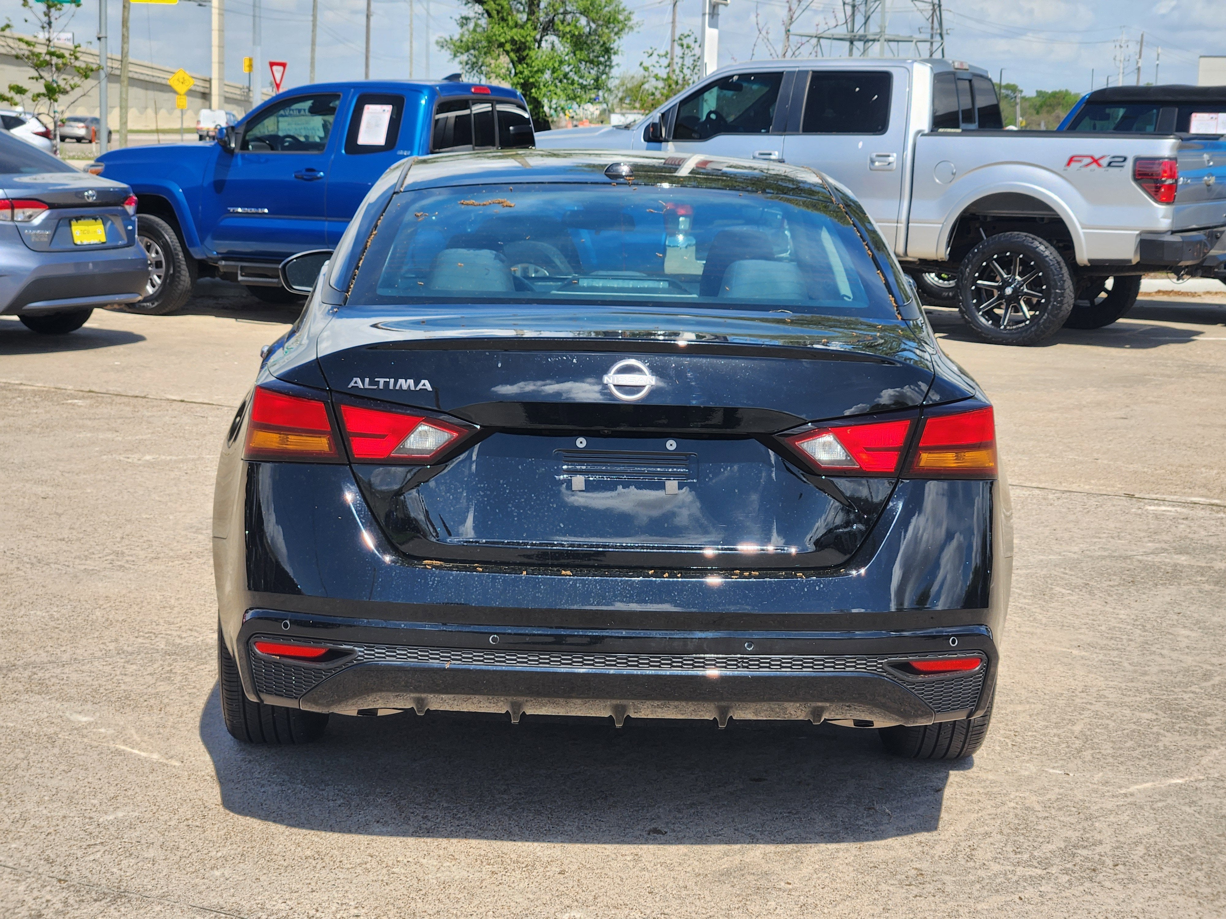 2025 Nissan Altima 2.5 SV