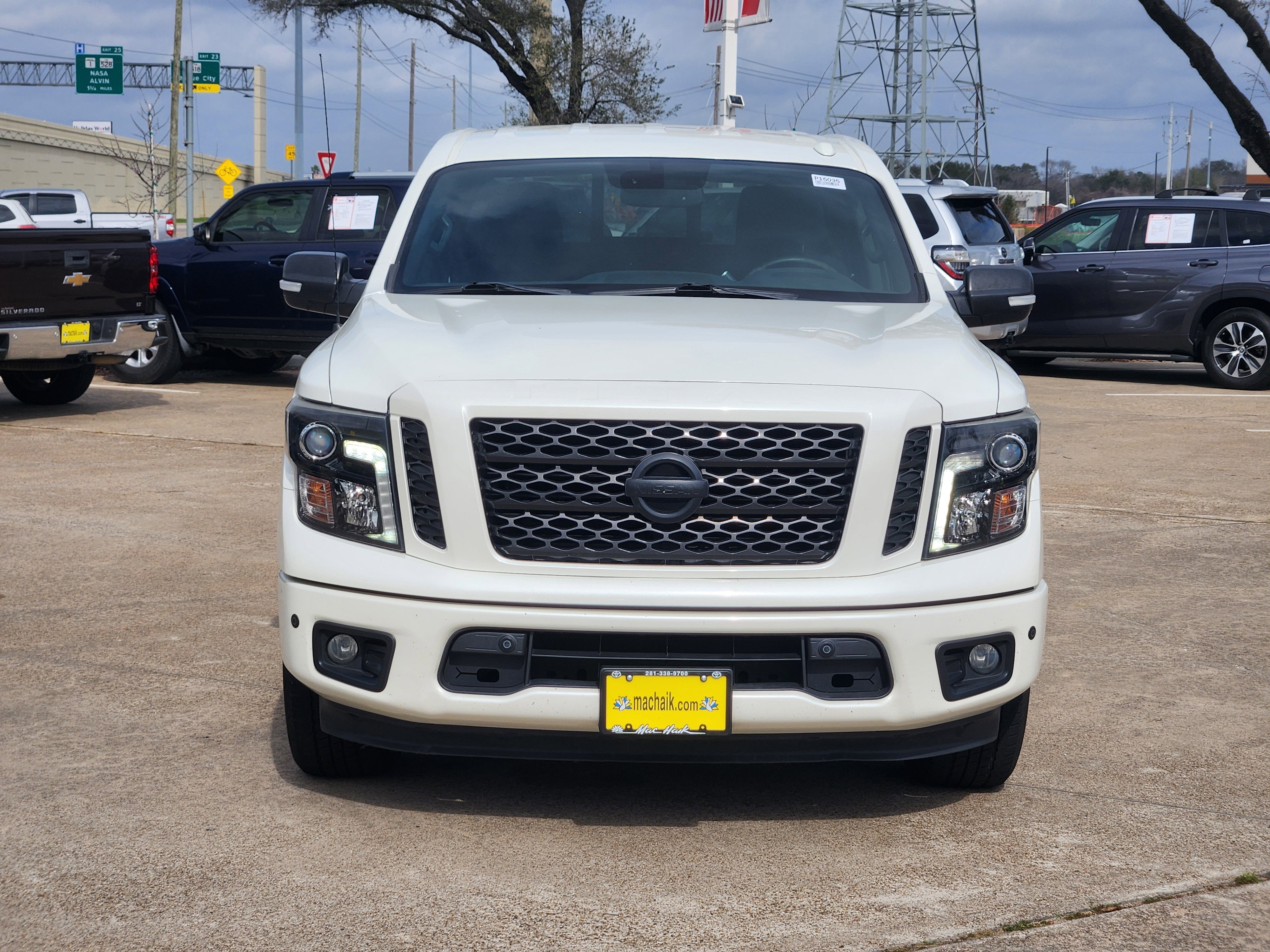 2018 Nissan Titan SV