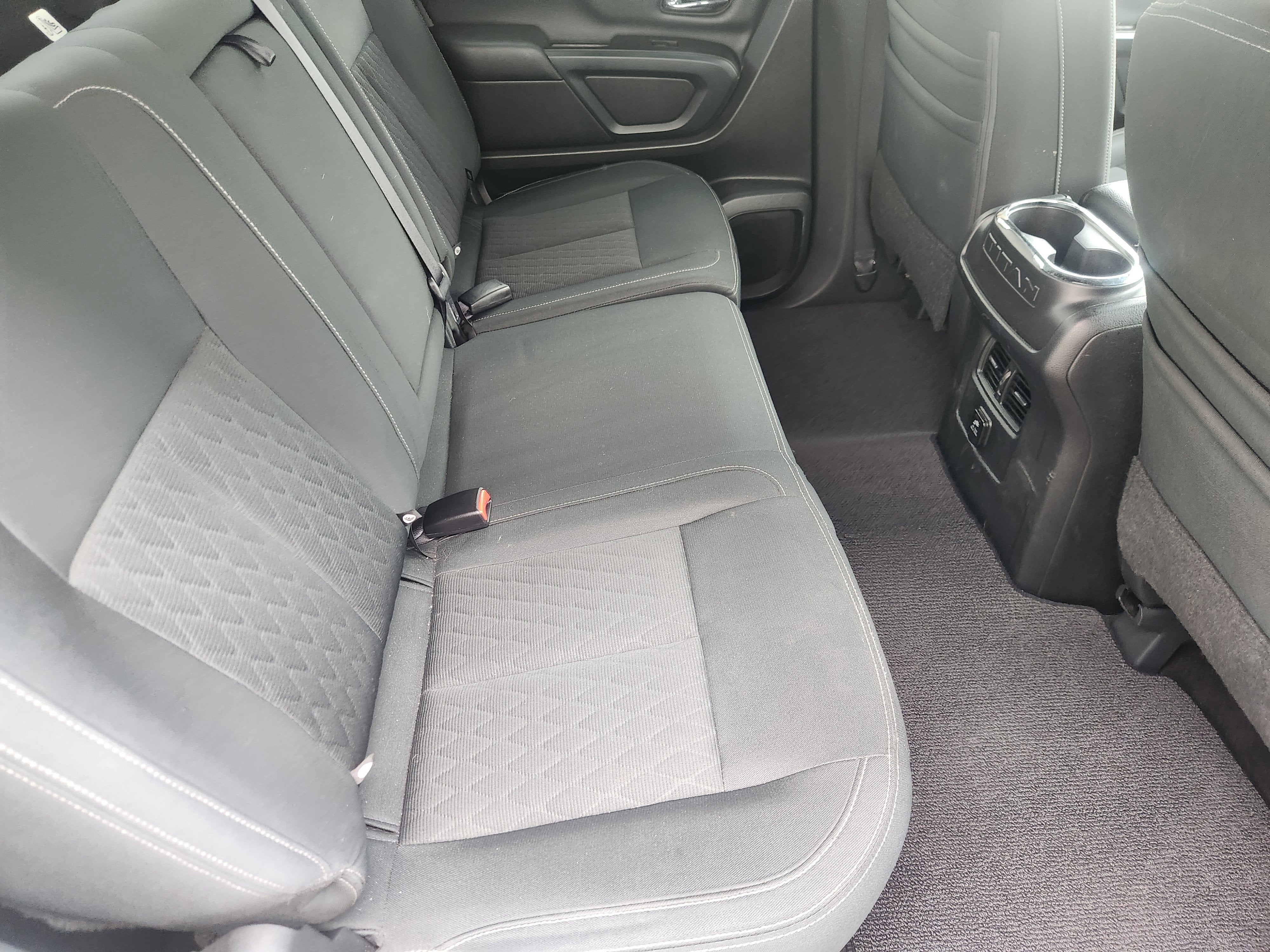 2018 Nissan Titan SV