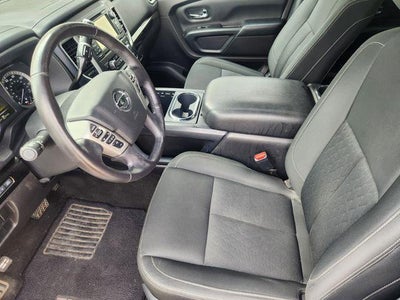2018 Nissan Titan SV
