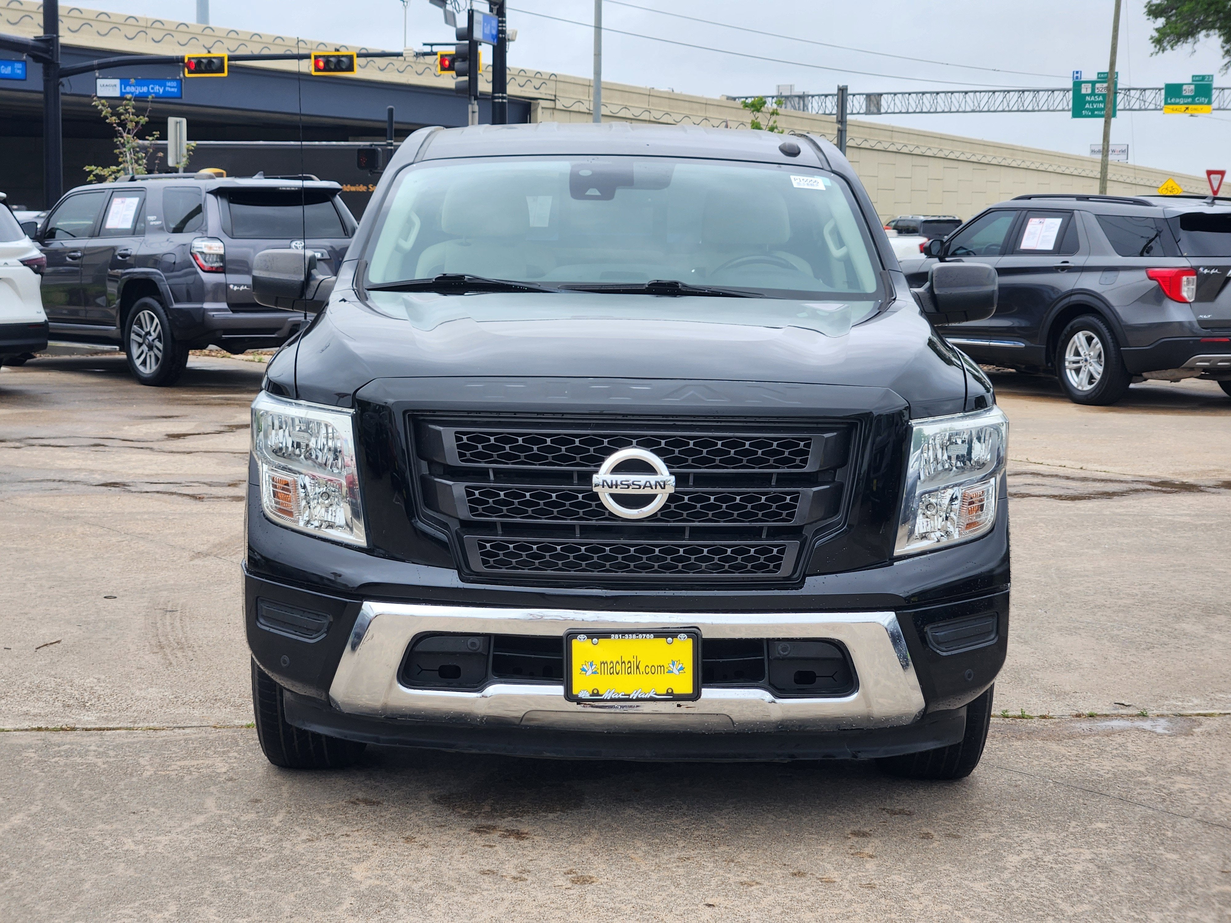 2021 Nissan Titan SV