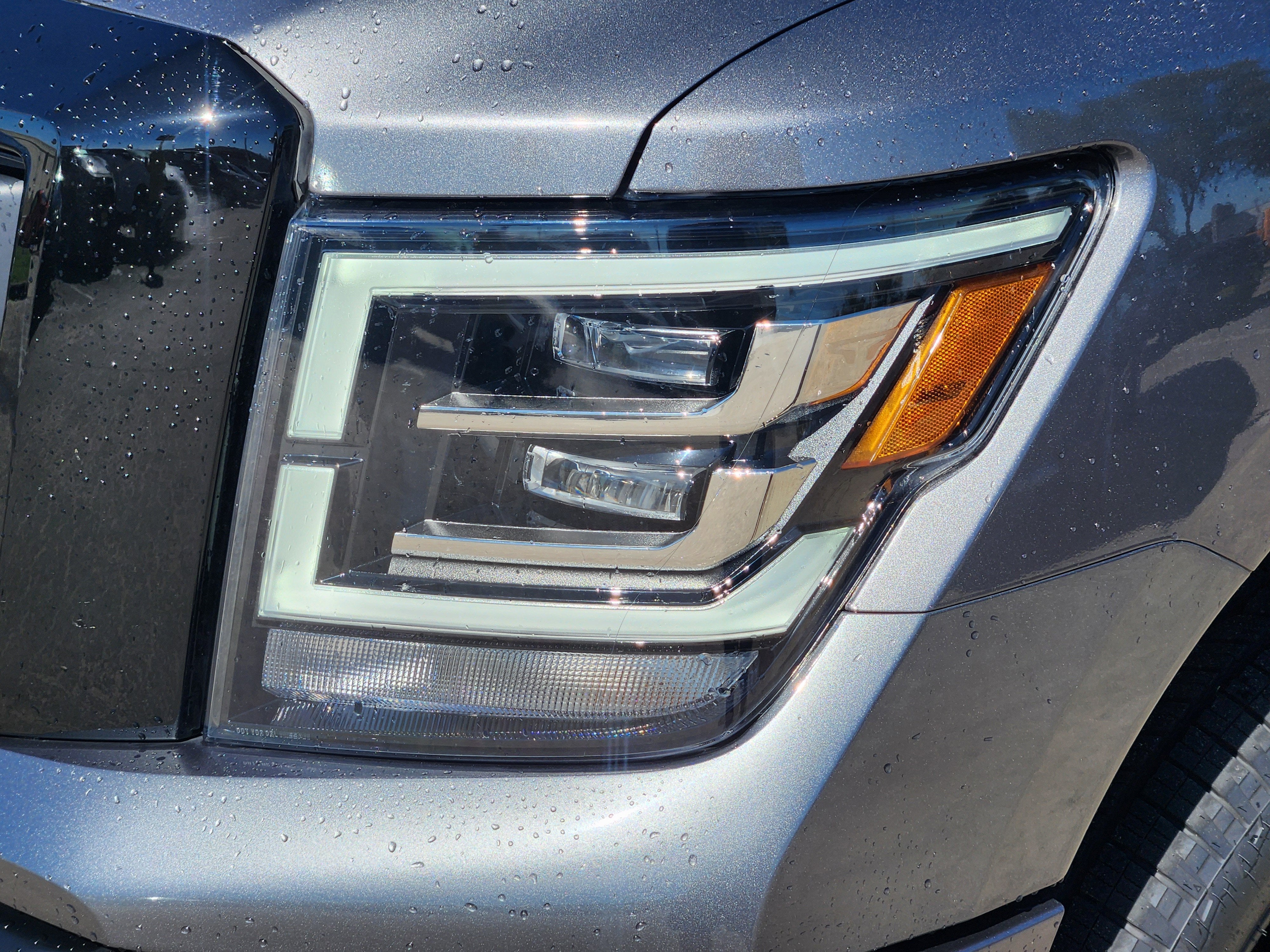 2024 Nissan Titan SV