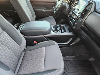 2024 Nissan Titan SV