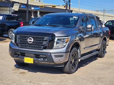 2024 Nissan Titan SV
