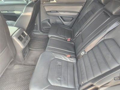 2023 Volkswagen Atlas Cross Sport 3.6L V6 SEL Premium R-Line