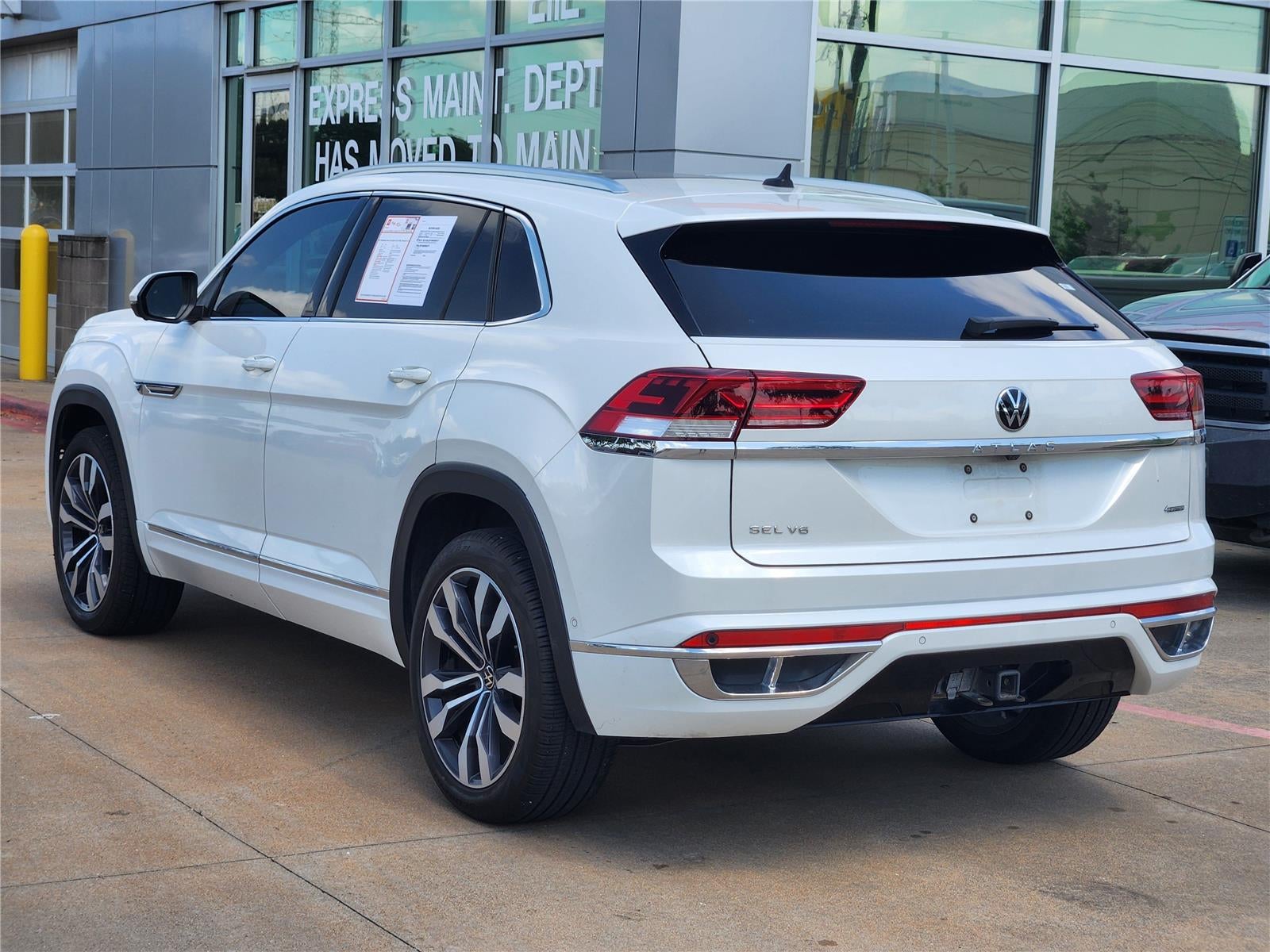 2023 Volkswagen Atlas Cross Sport 3.6L V6 SEL Premium R-Line