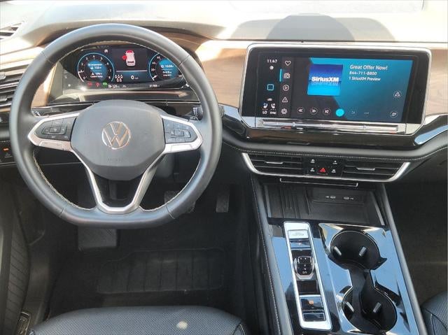 2025 Volkswagen Atlas 2.0T SE w/Technology