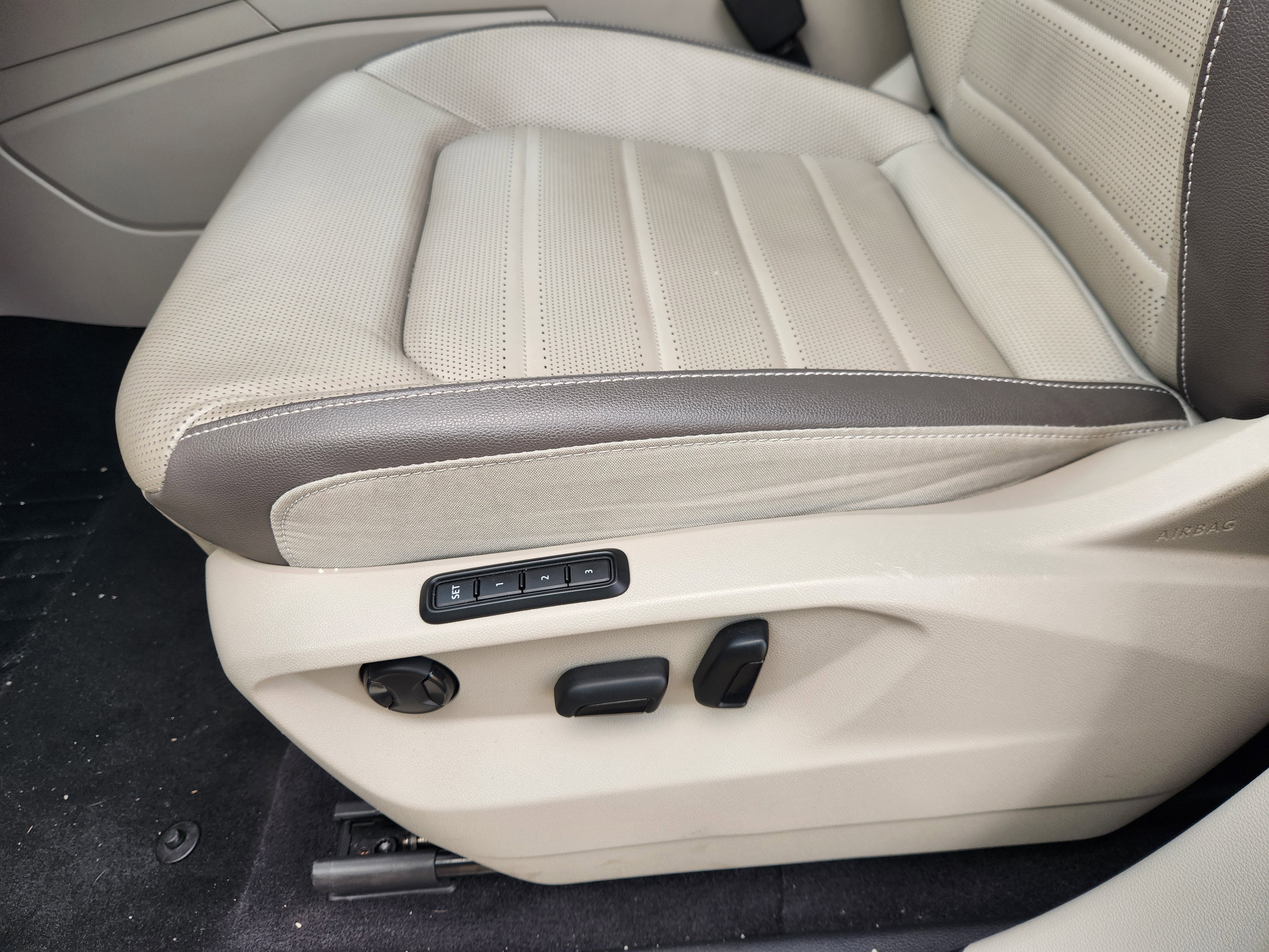 2021 Volkswagen Atlas SEL Premium