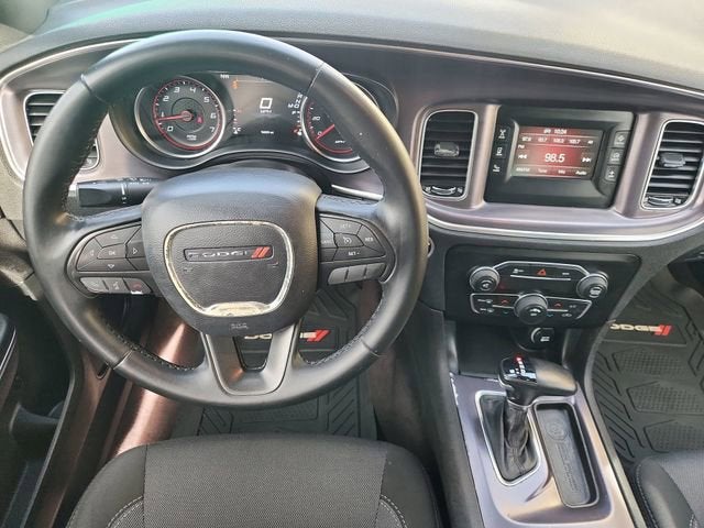 2016 Dodge Charger SE