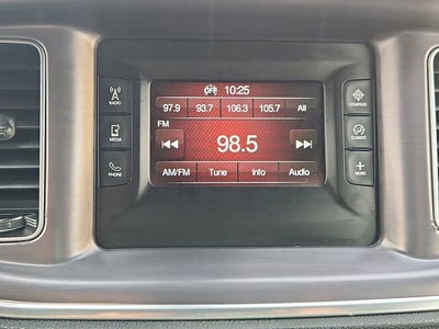 2016 Dodge Charger SE