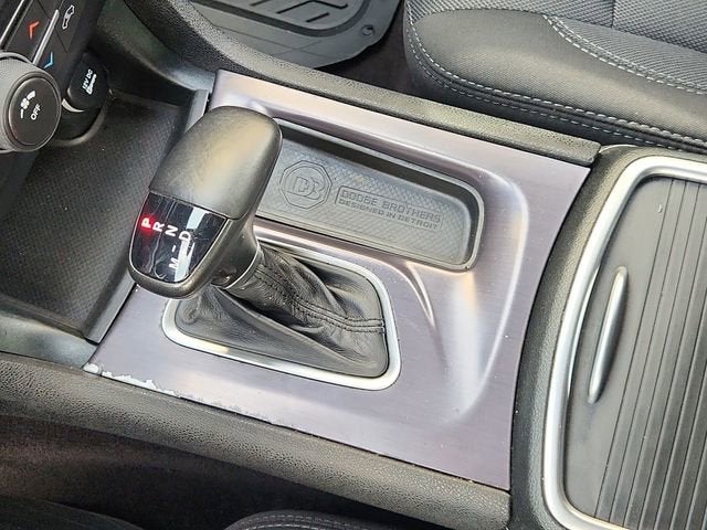 2016 Dodge Charger SE