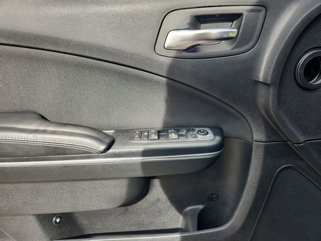 2016 Dodge Charger SE